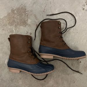 London Fog Women’s Water Resistant Duck Boots | size 8